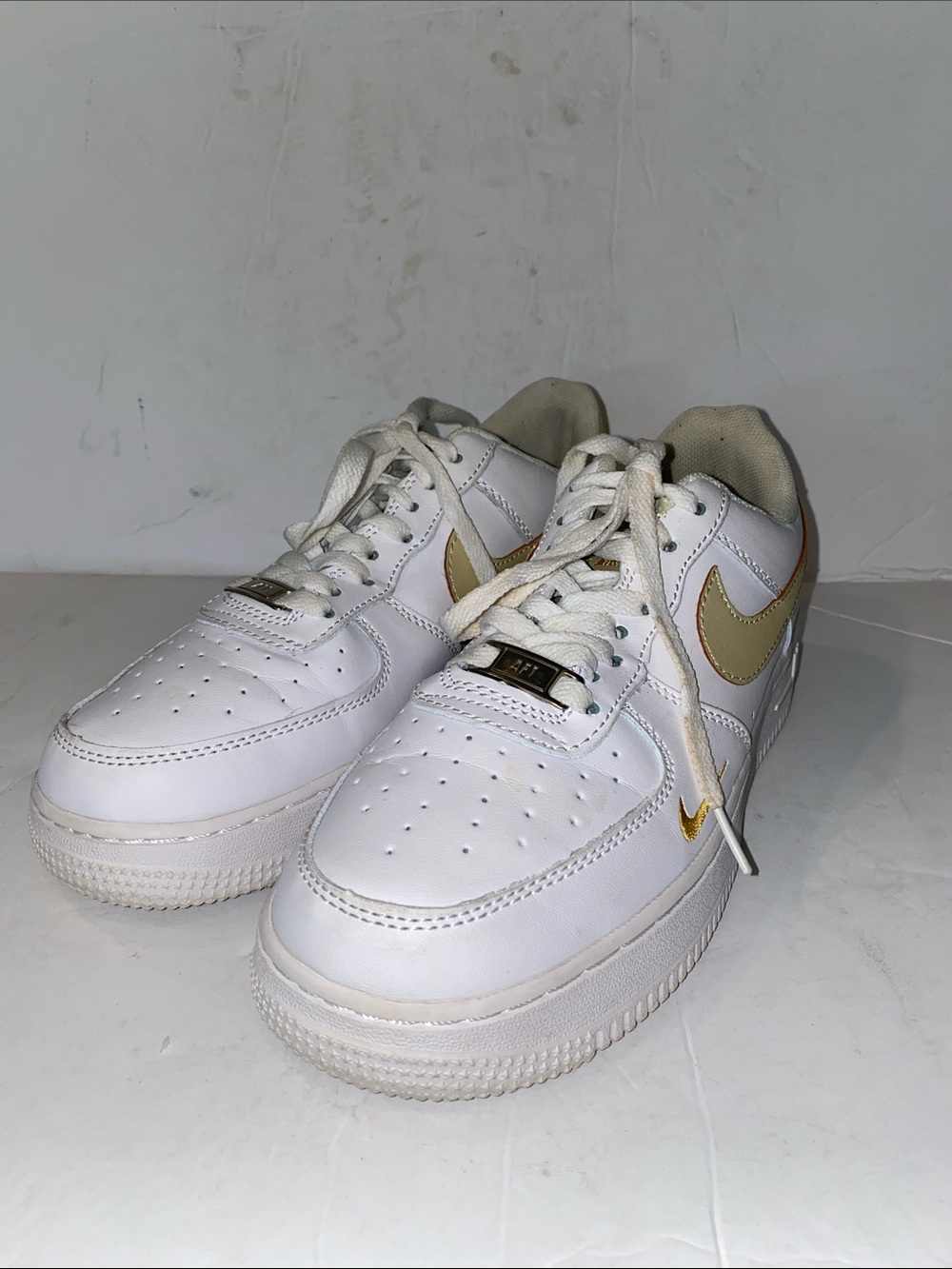 Nike Air Force 1 Essential White CZ0270-105 Women’s Sneakers Gold Swoosh 2021